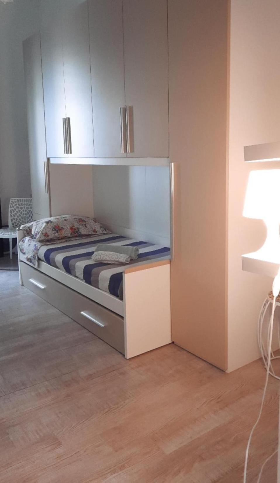 Vila Insidelecce Exteriér fotografie